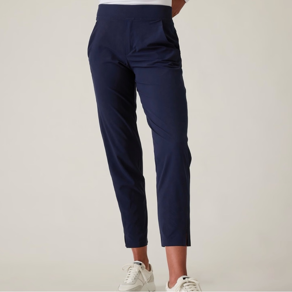 Athleta Brooklyn Pant in Navy